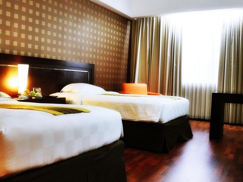 Grand Elite Hotel Пеканбару Екстер'єр фото