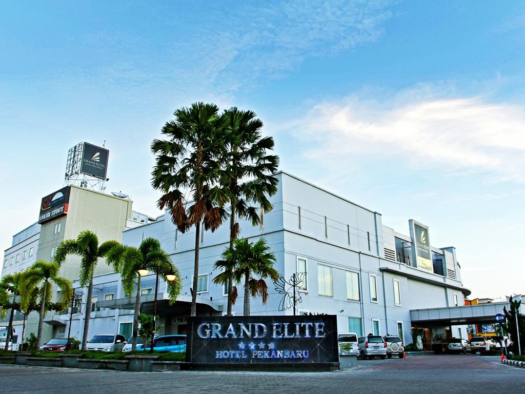 Grand Elite Hotel Пеканбару Екстер'єр фото