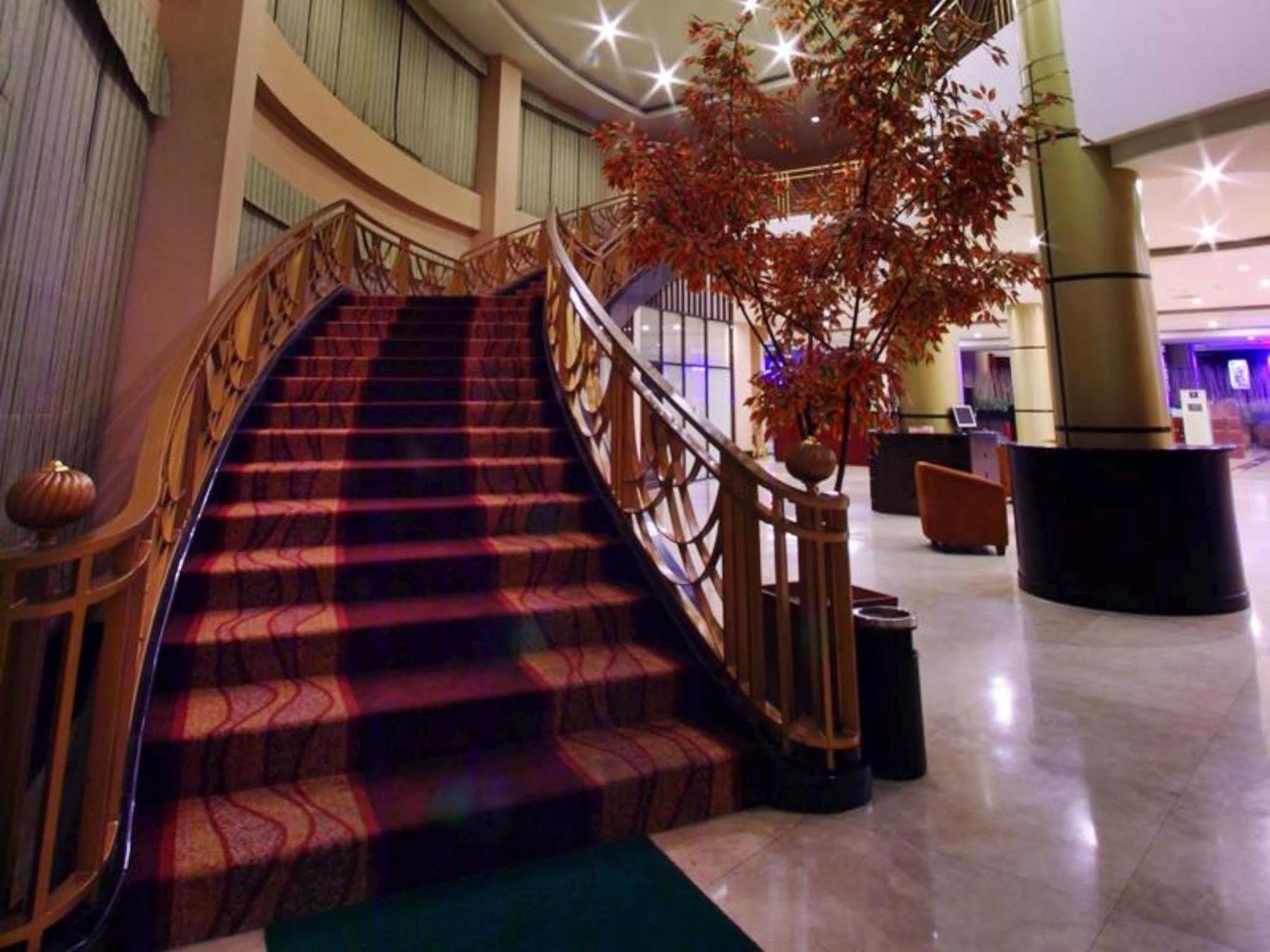Grand Elite Hotel Пеканбару Екстер'єр фото